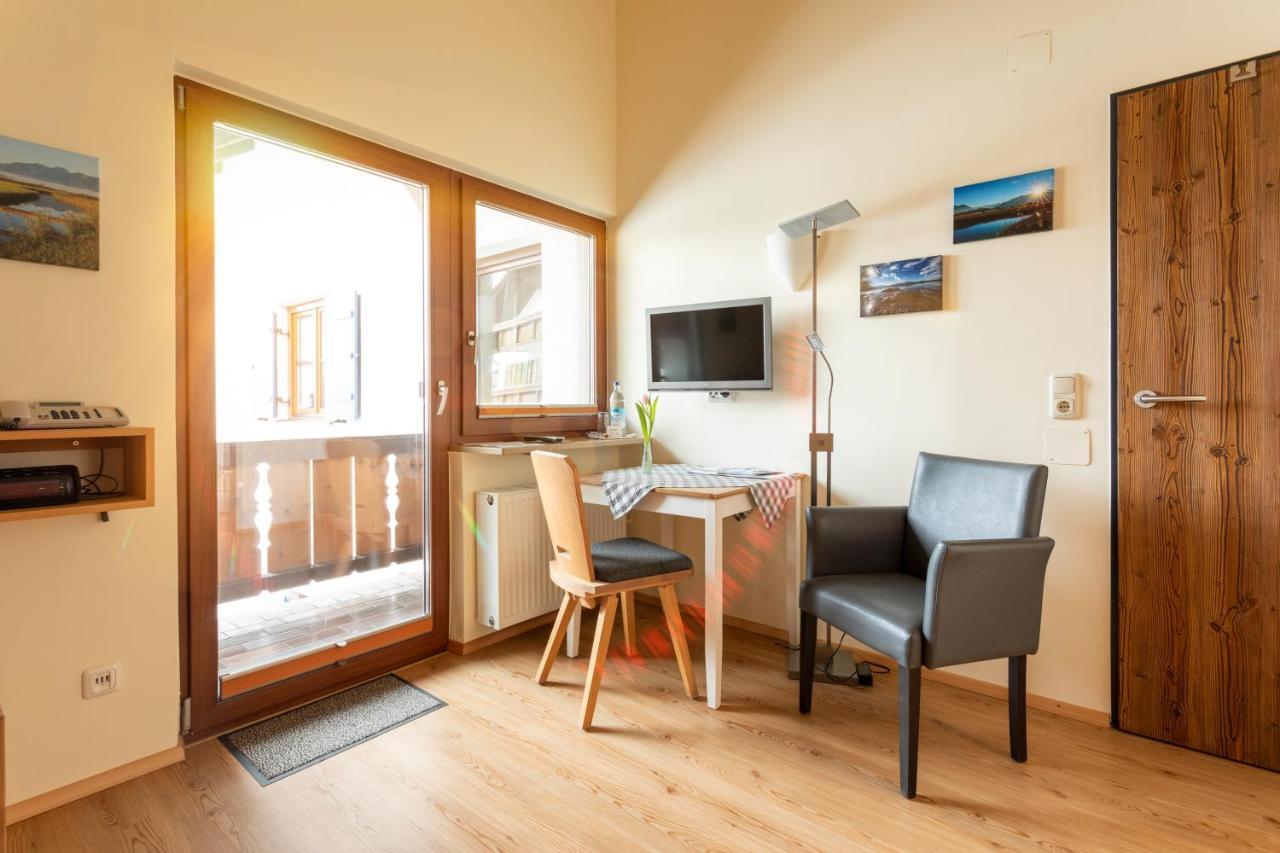 Kurbad Und Landhaus Siass บัดโคลกรุบ ภายนอก รูปภาพ