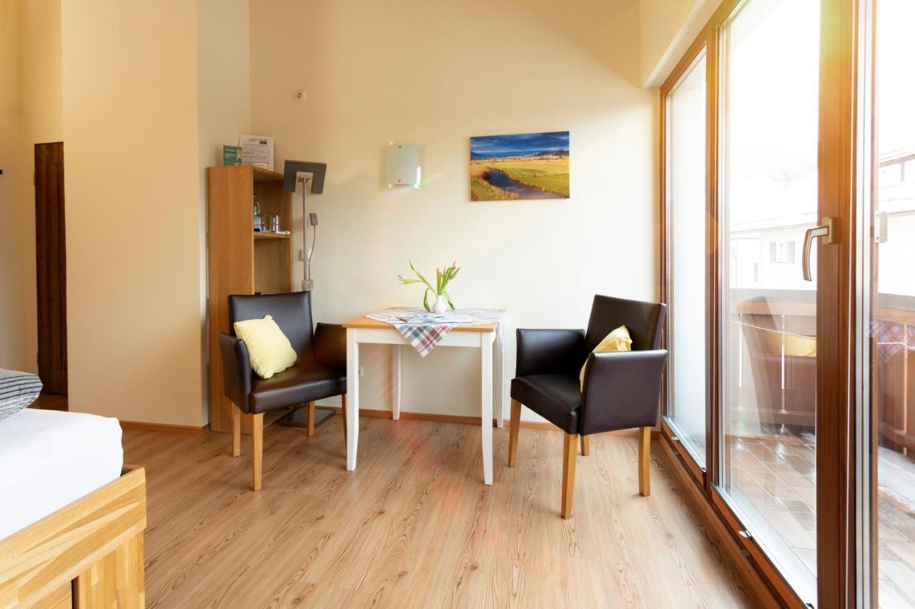 Kurbad Und Landhaus Siass บัดโคลกรุบ ภายนอก รูปภาพ